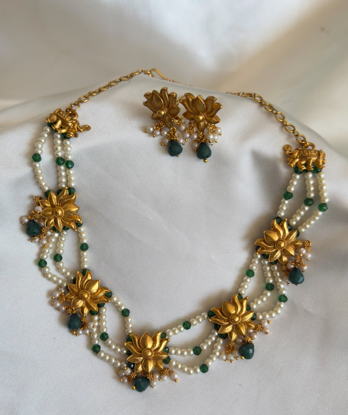 Golden Lotus 3 Layer Green Chocker