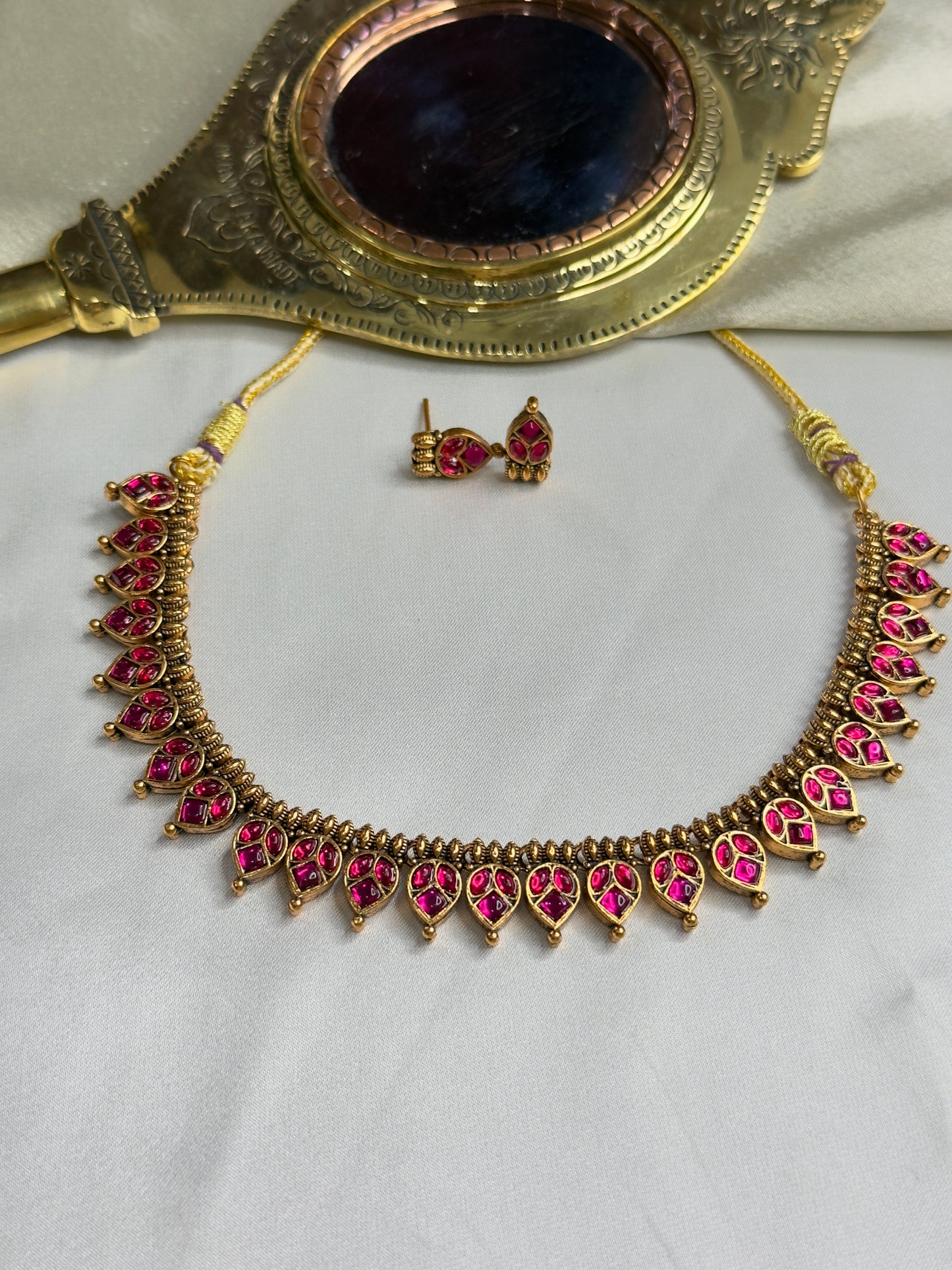 Kemp Stone Necklace