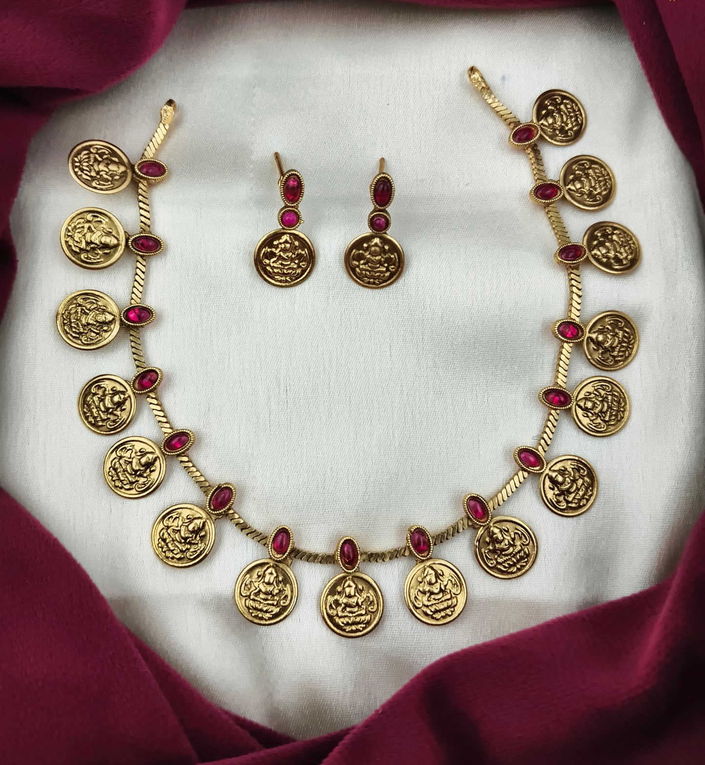 Lakshmi Gold Coin Simple Necklace