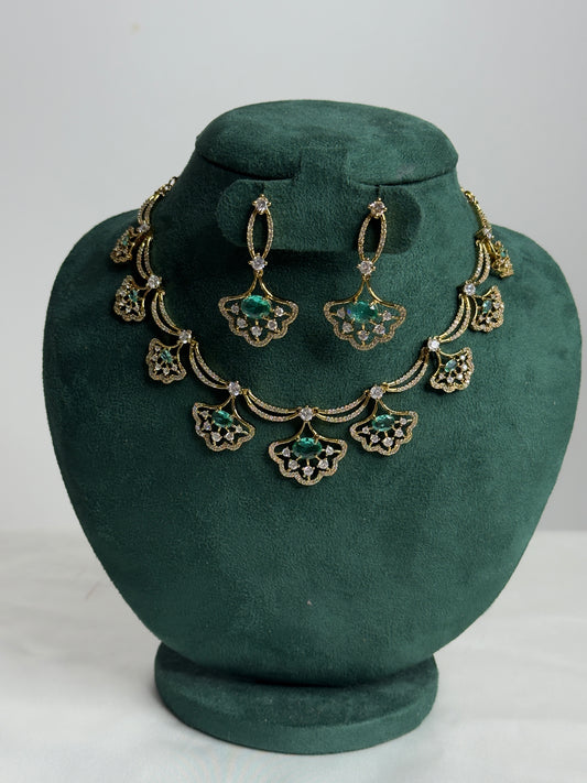 Premium victorian sea blue celebrity necklace