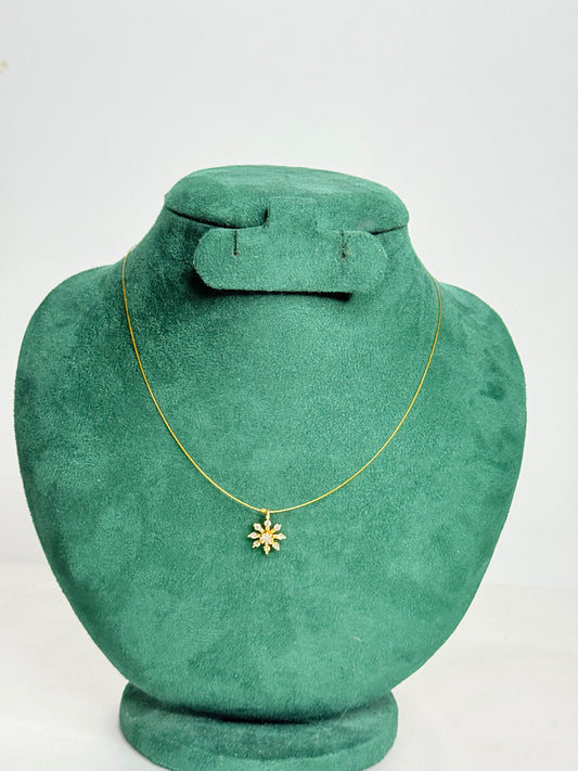 Invisible chain with Floral pendant