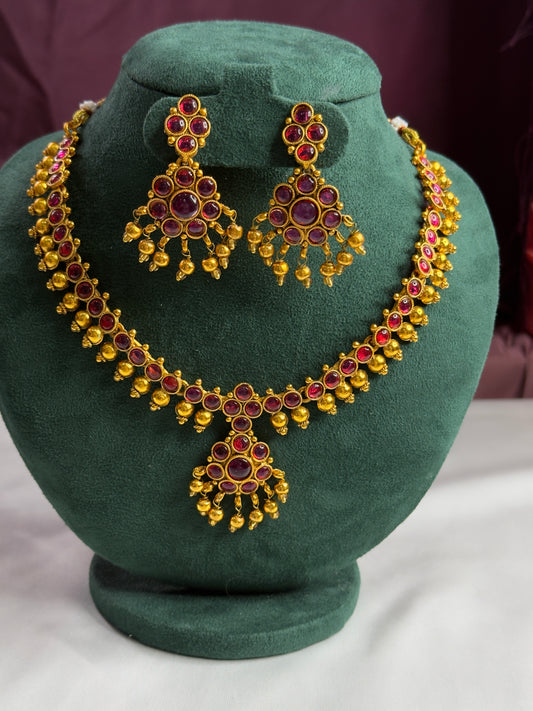 Kemp Golden Beads Attigai
Necklace