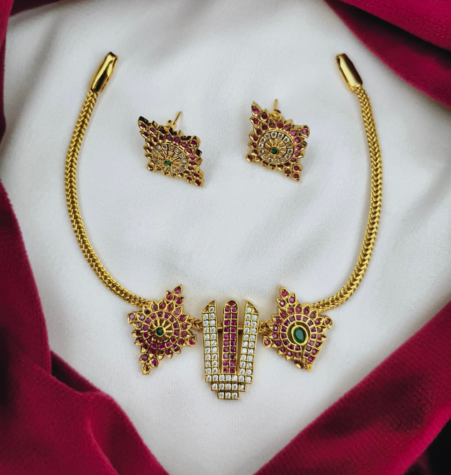 Traditional Venkateswara
Design Choker