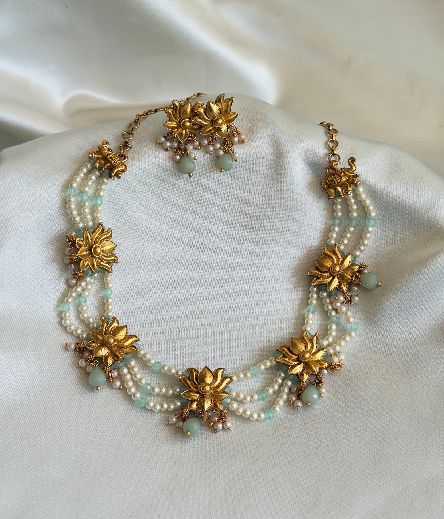 Golden Lotus 3 Layer Mint Green Chocker