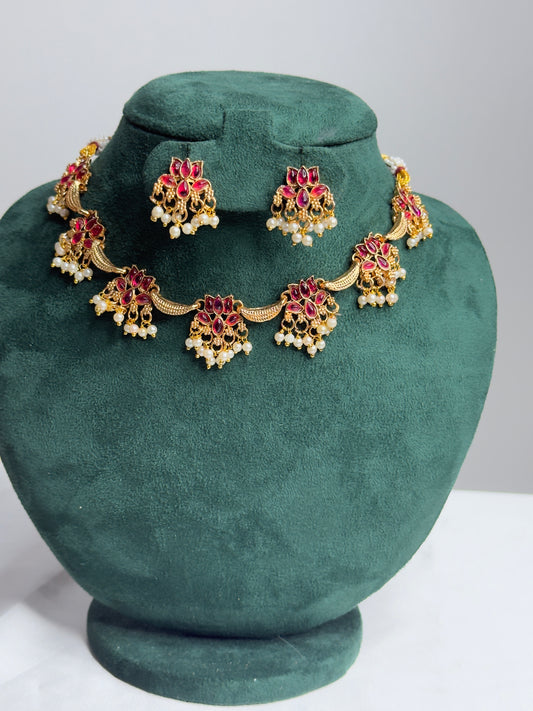 Lotus WithCluster Pearl Necklace Set