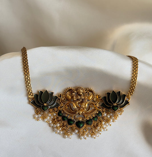 Lotus Devi Chocker Green