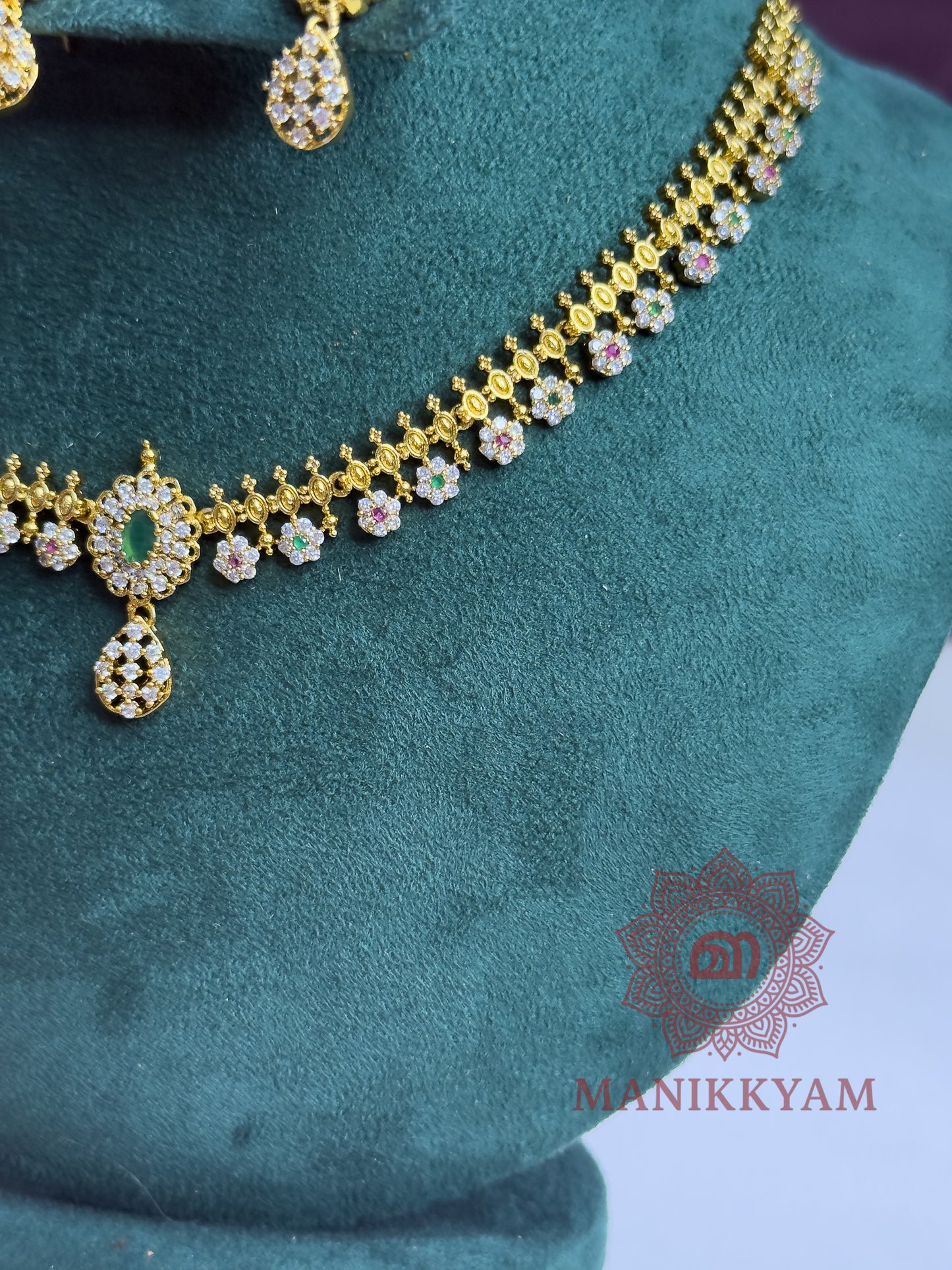 Premium Calista AD Short
Necklace